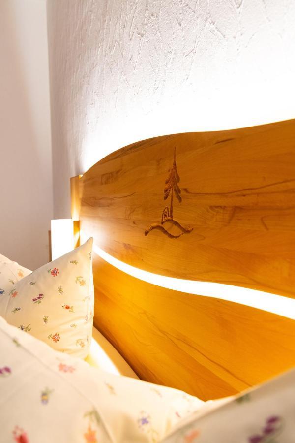Rennsteighotel Gruener Baum Schmiedefeld am Rennsteig Esterno foto